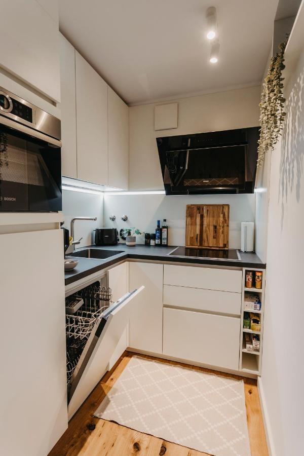 Traber Apartments Im Herzen Leipzigs Balkon Parkplatz Экстерьер фото