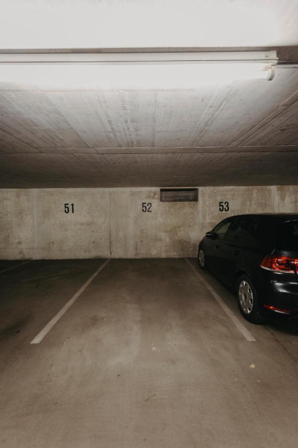 Traber Apartments Im Herzen Leipzigs Balkon Parkplatz Экстерьер фото
