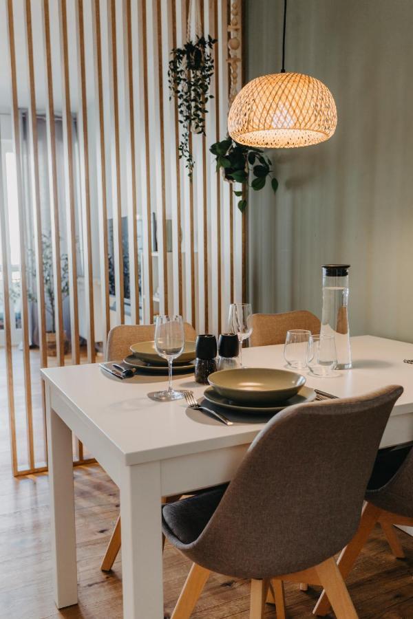 Traber Apartments Im Herzen Leipzigs Balkon Parkplatz Экстерьер фото